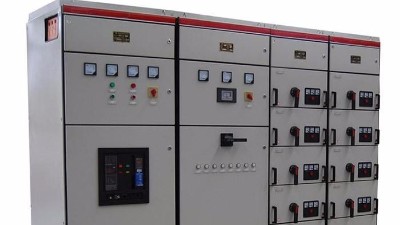 低压控制柜冷热交替如何适应？